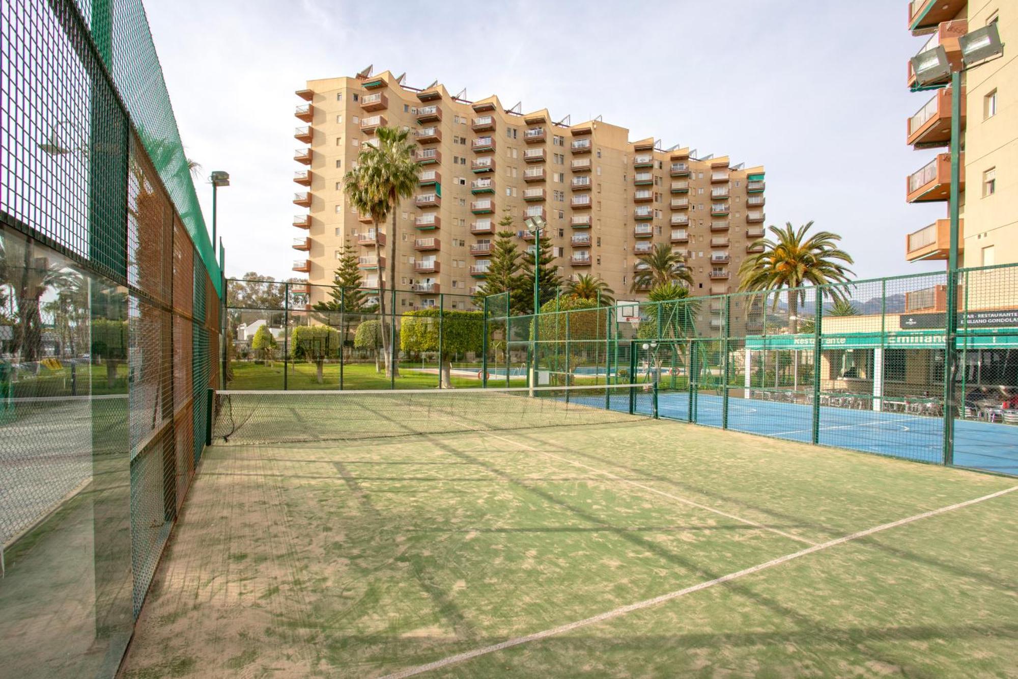 1004 - Beachfront Apartment On El Paseo, 4 Pers - Air Conditionning - Wi-Fi - Smart Tv Almuñécar Eksteriør bilde